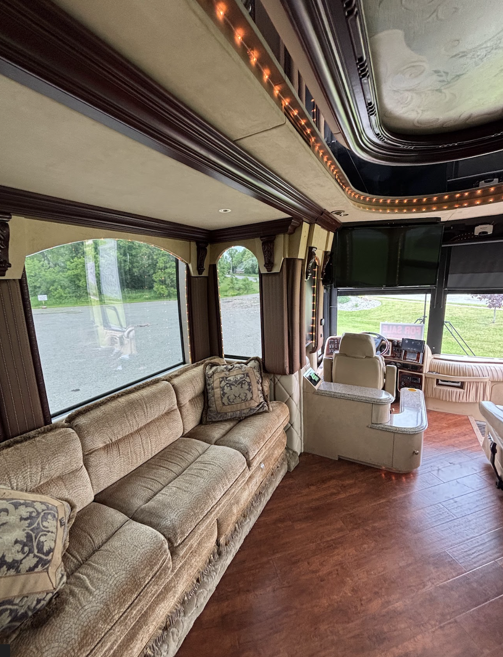 2001 Prevost Liberty XLII For Sale