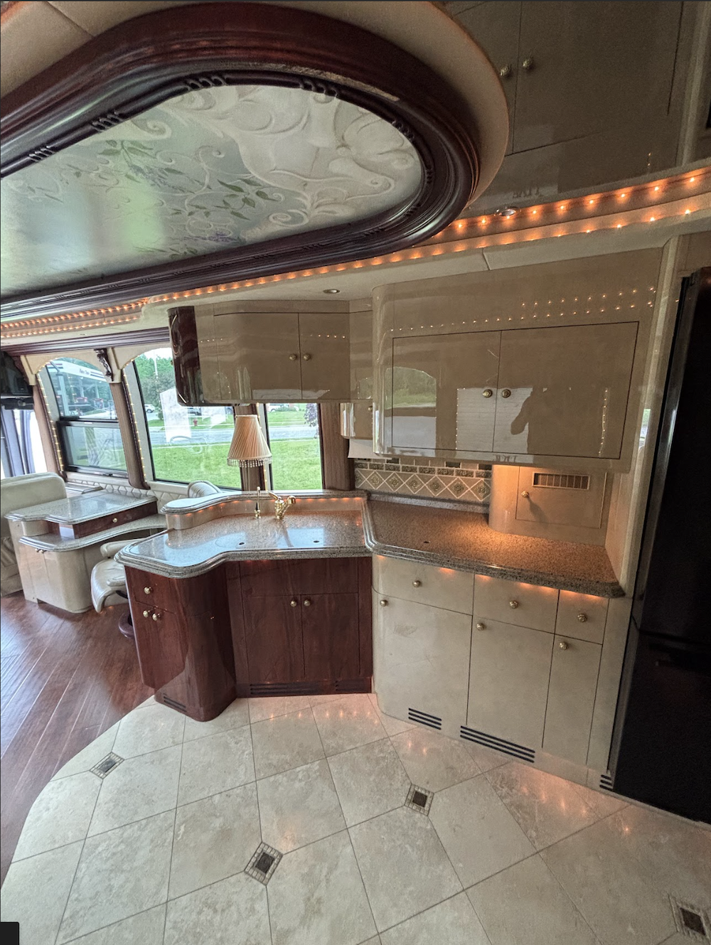 2001 Prevost Liberty XLII For Sale