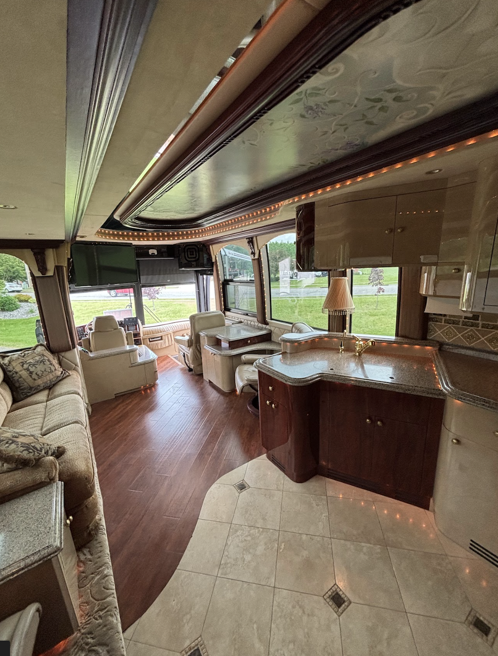 2001 Prevost Liberty XLII For Sale