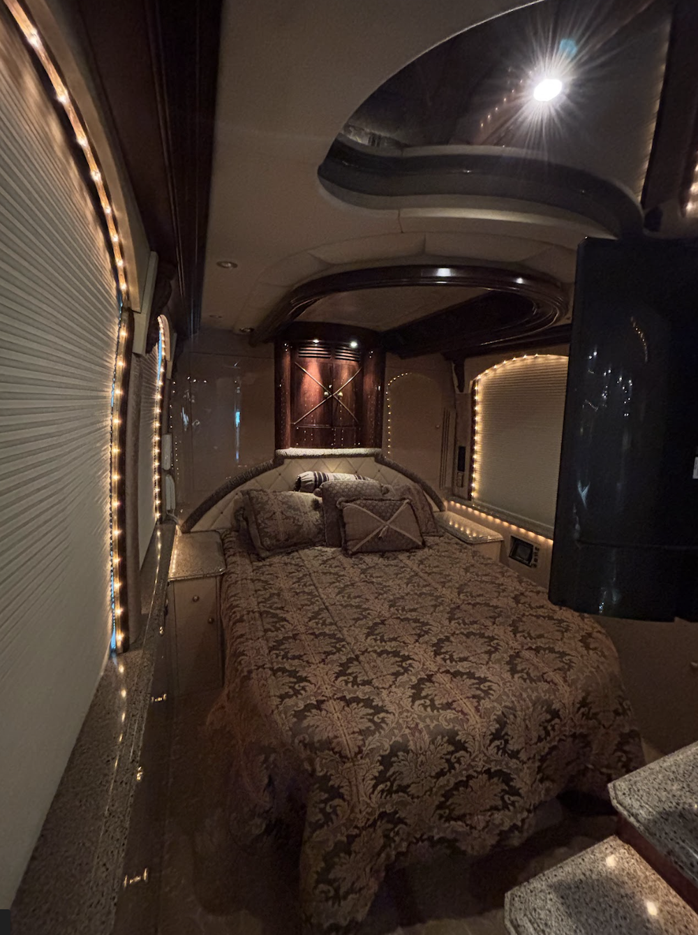 2001 Prevost Liberty XLII For Sale