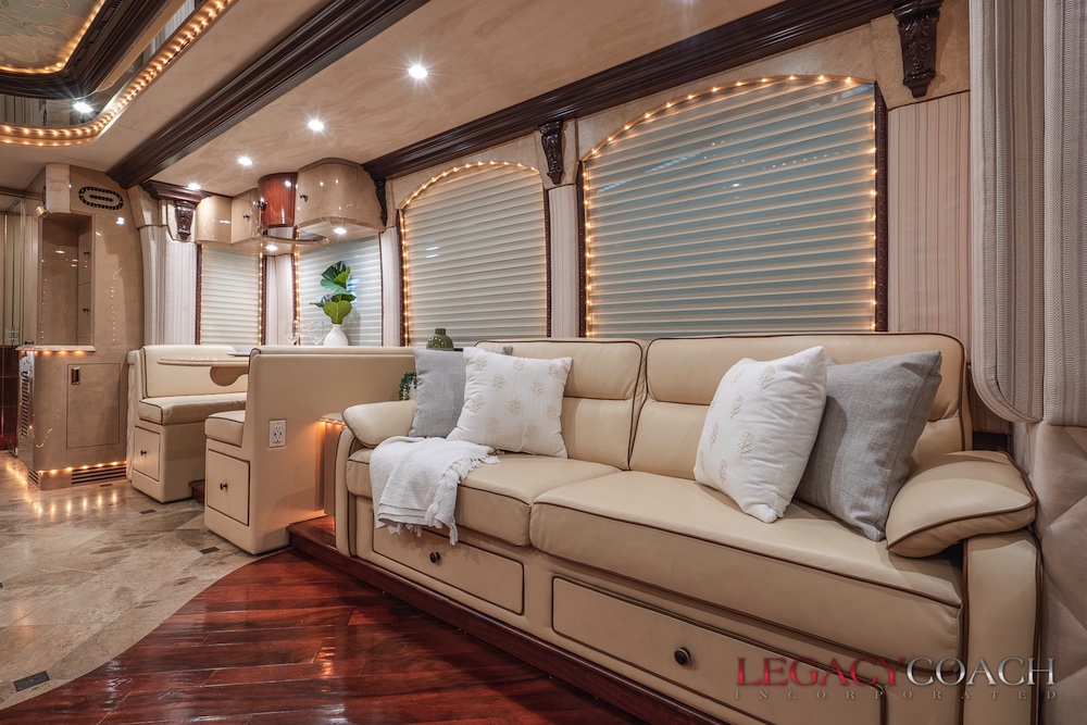 2001 Prevost Liberty XLII For Sale