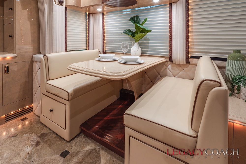 2001 Prevost Liberty XLII For Sale