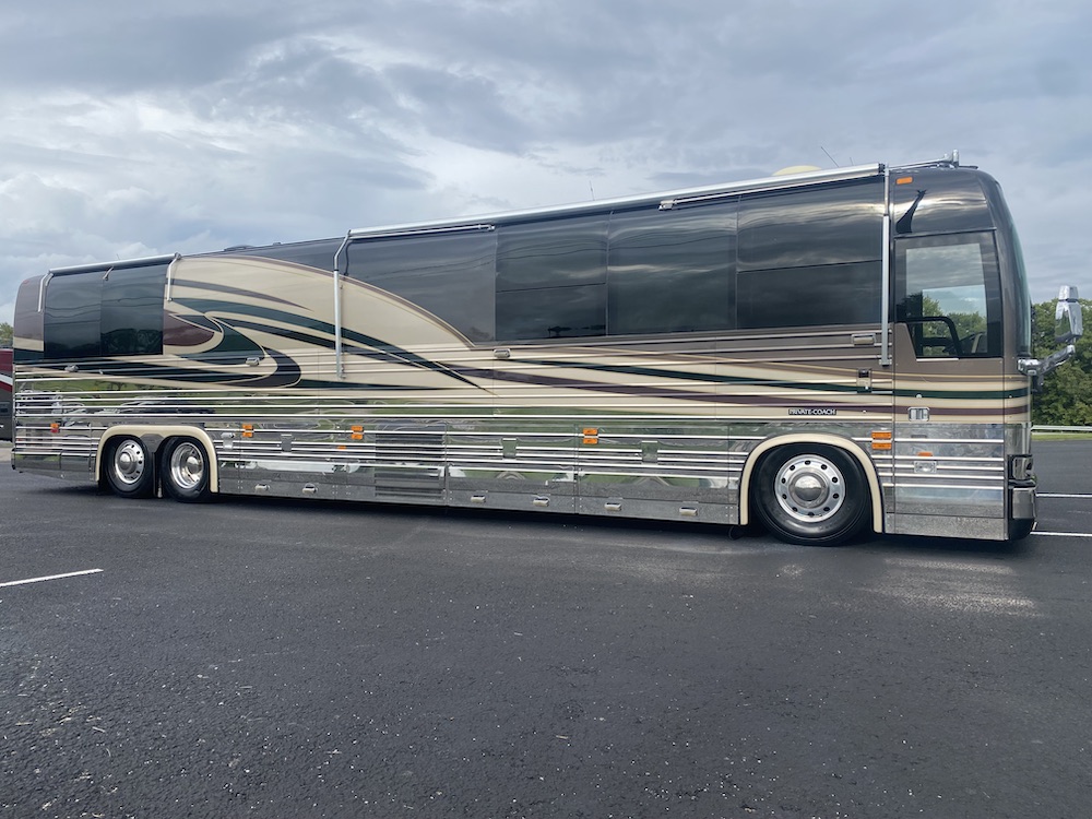 2001 Prevost Liberty XLII For Sale