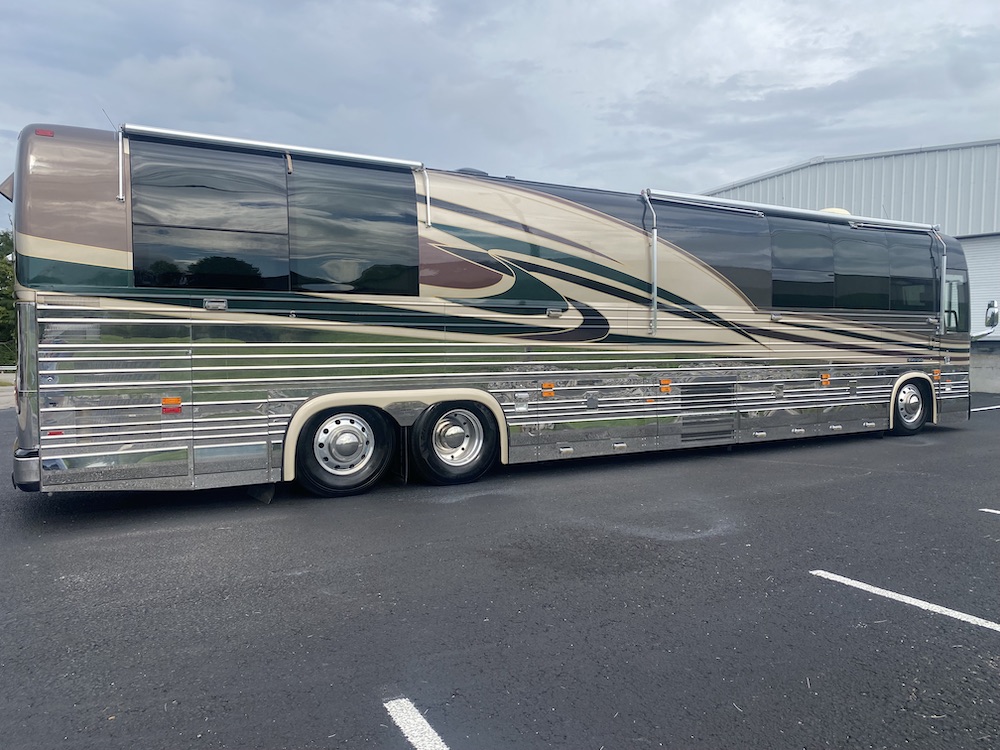 2001 Prevost Liberty XLII For Sale