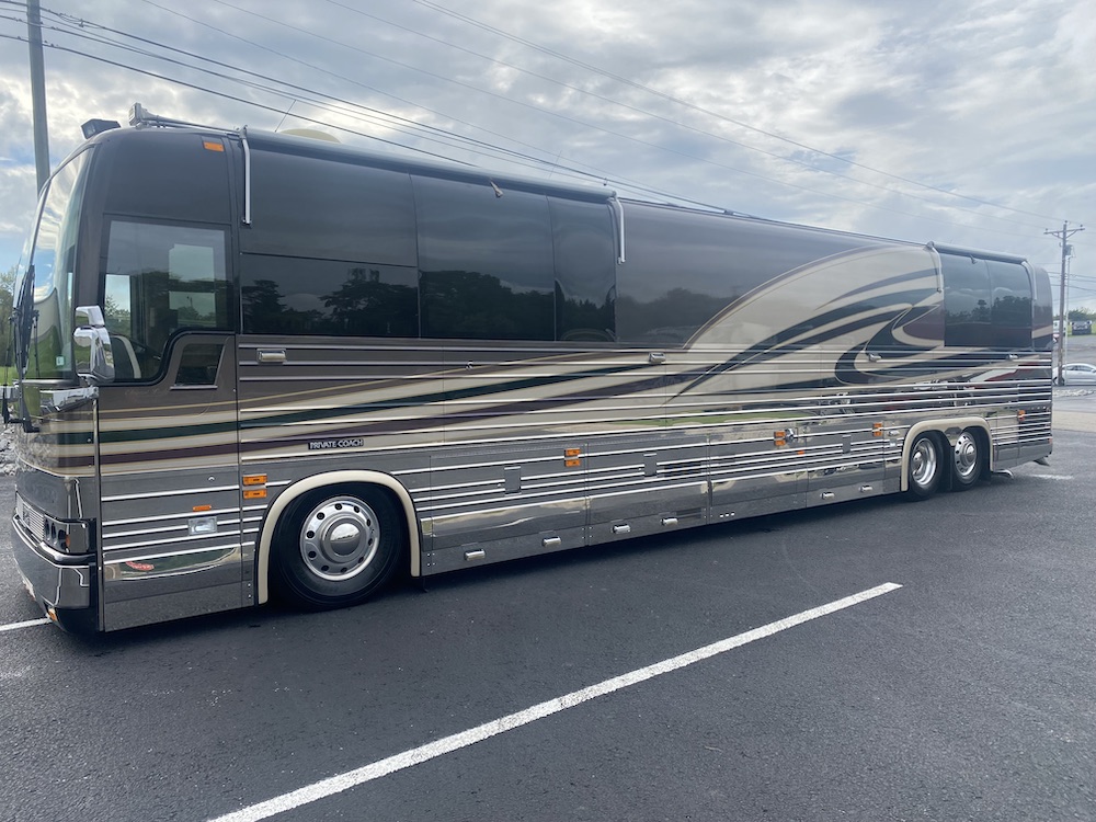 2001 Prevost Liberty XLII For Sale