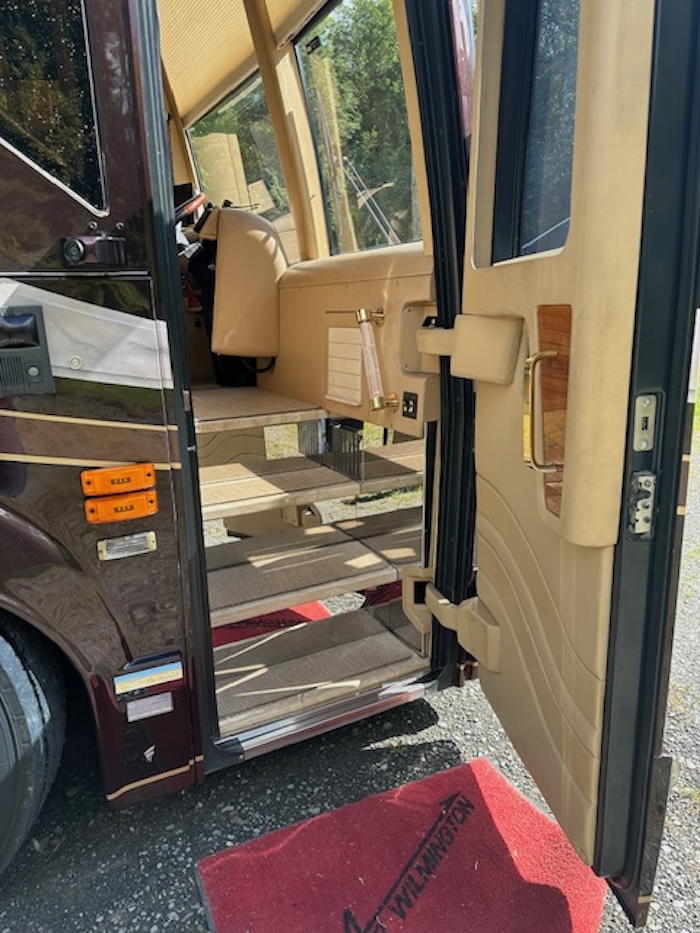 2001 Prevost  Marathon H3-45 For Sale