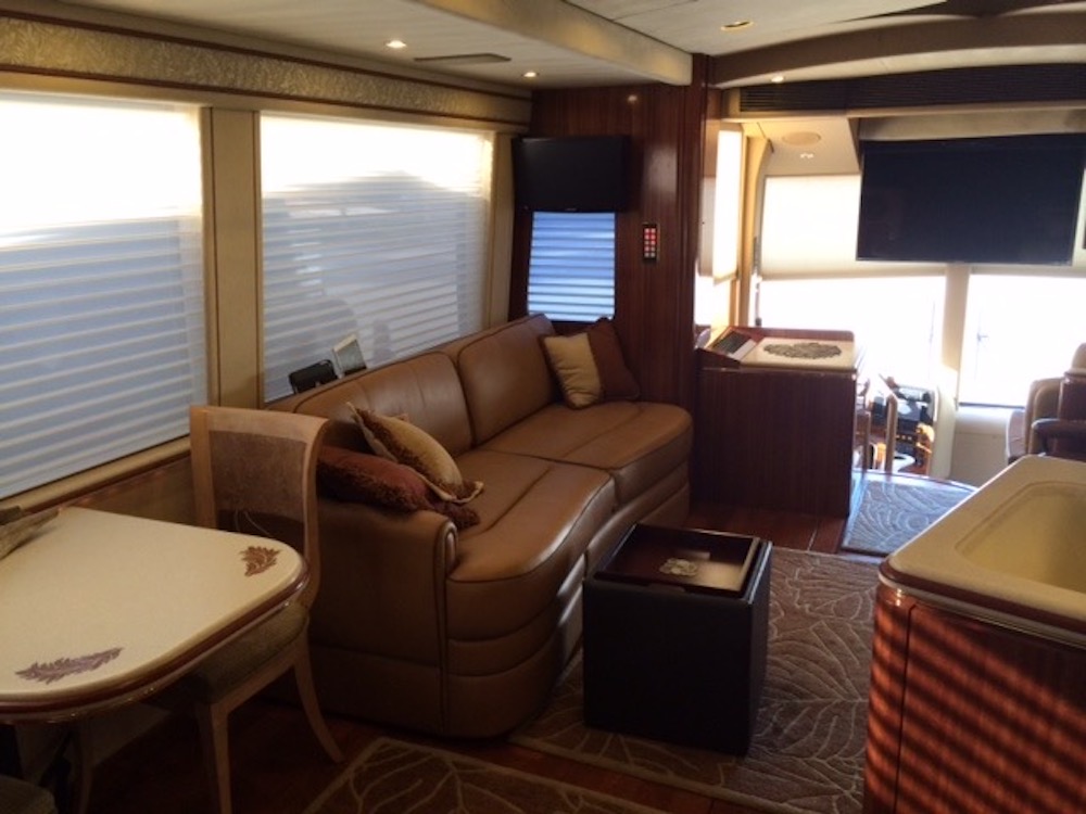 2001 Prevost Marathon H3-45 For Sale