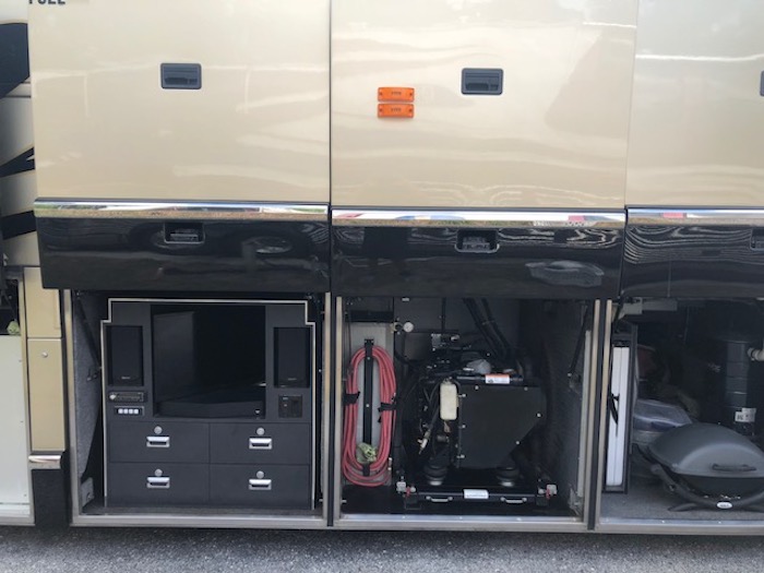 2001 Prevost Marathon H3-45 For Sale