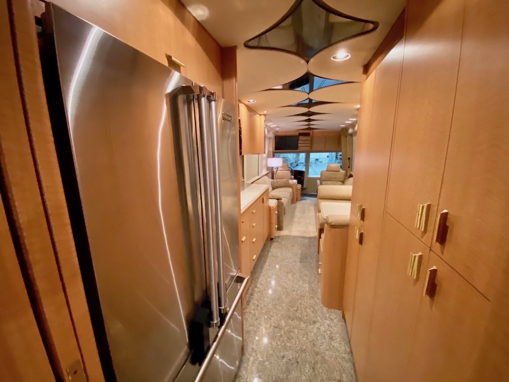 2001 Prevost Marathon XLII For Sale