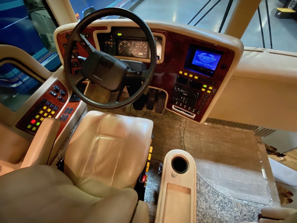 2001 Prevost Marathon XLII For Sale