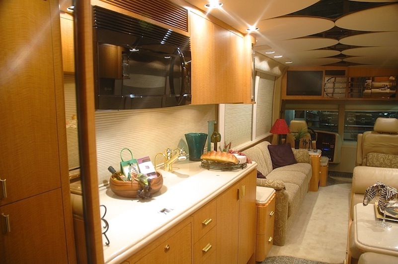 2001 Prevost Marathon XLII For Sale