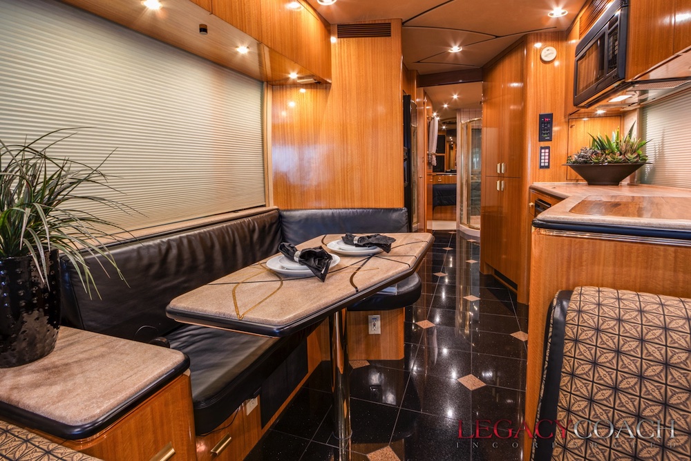 2001 Prevost Marathon XLII For Sale