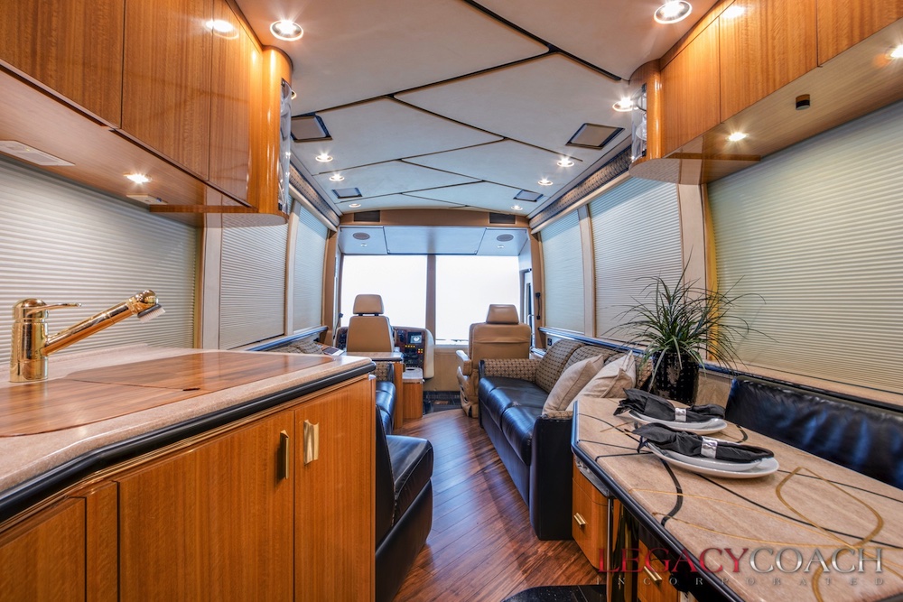 2001 Prevost Marathon XLII For Sale