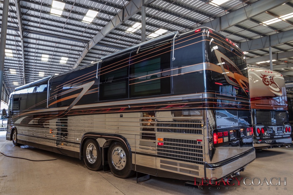 2001 Prevost Marathon XLII For Sale