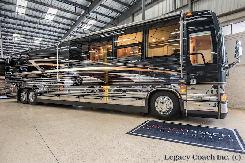 2001 Prevost Marathon XLII For Sale