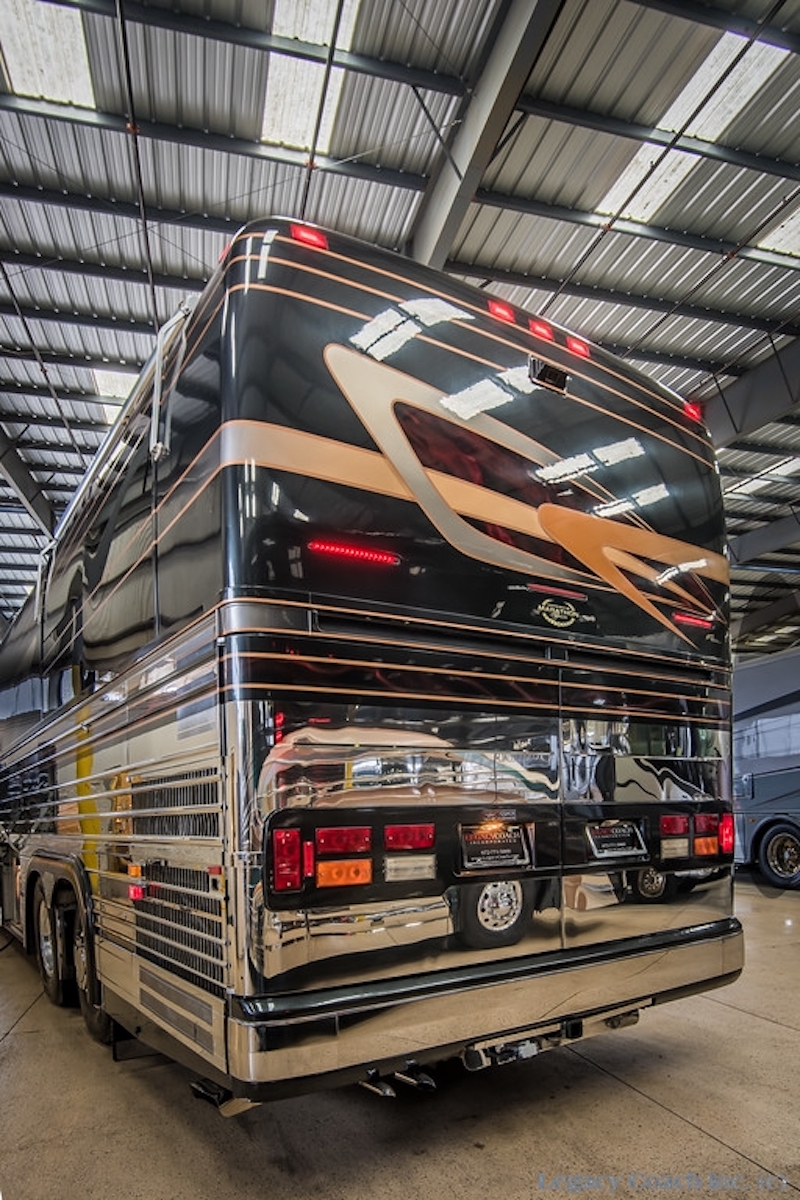 2001 Prevost Marathon XLII For Sale