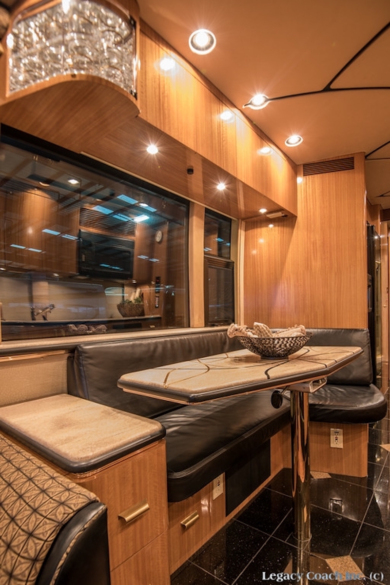 2001 Prevost Marathon XLII For Sale