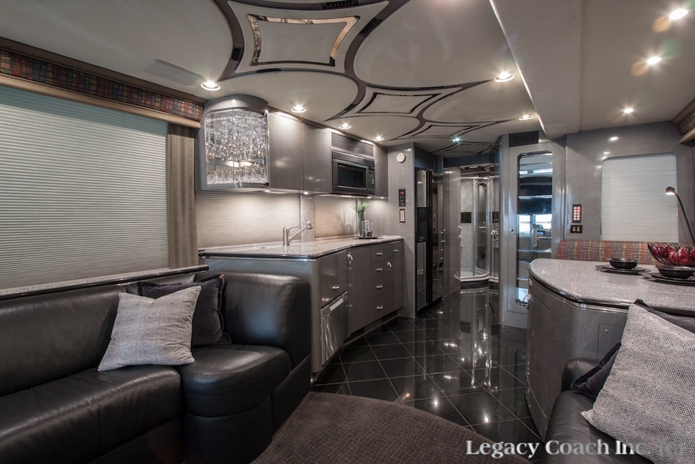 2001 Prevost Marathon XLII For Sale