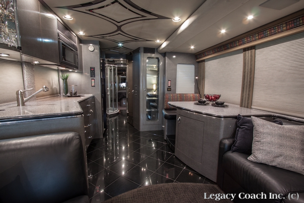 2001 Prevost Marathon XLII For Sale