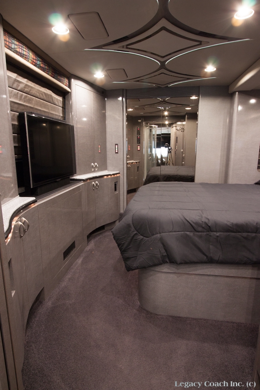 2001 Prevost Marathon XLII For Sale