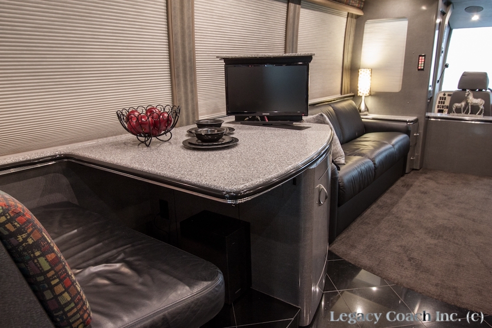 2001 Prevost Marathon XLII For Sale