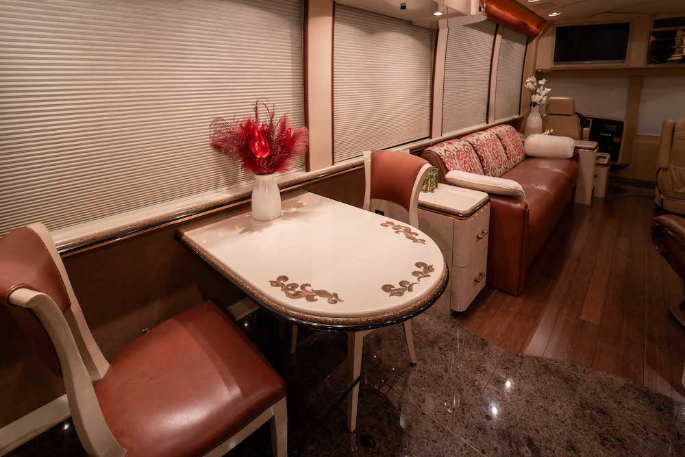 2001 Prevost Marathon XLII For Sale