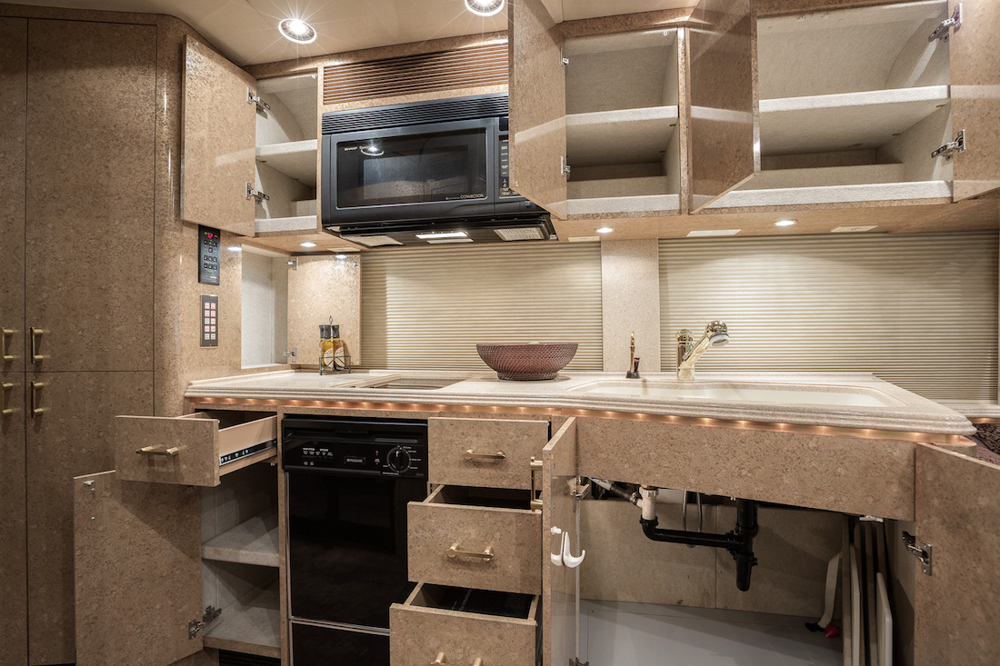 2001 Prevost Marathon XLII For Sale