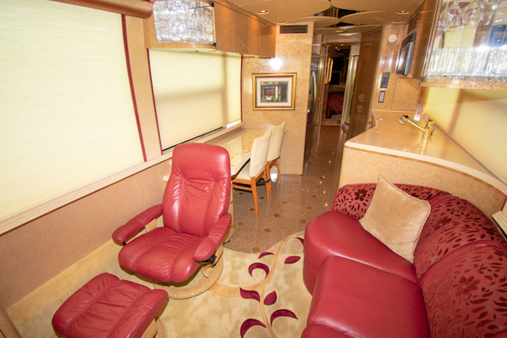 2001 Prevost Marathon XLII For Sale