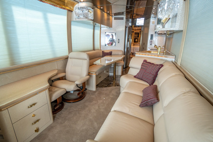 2001 Prevost Marathon XLII For Sale