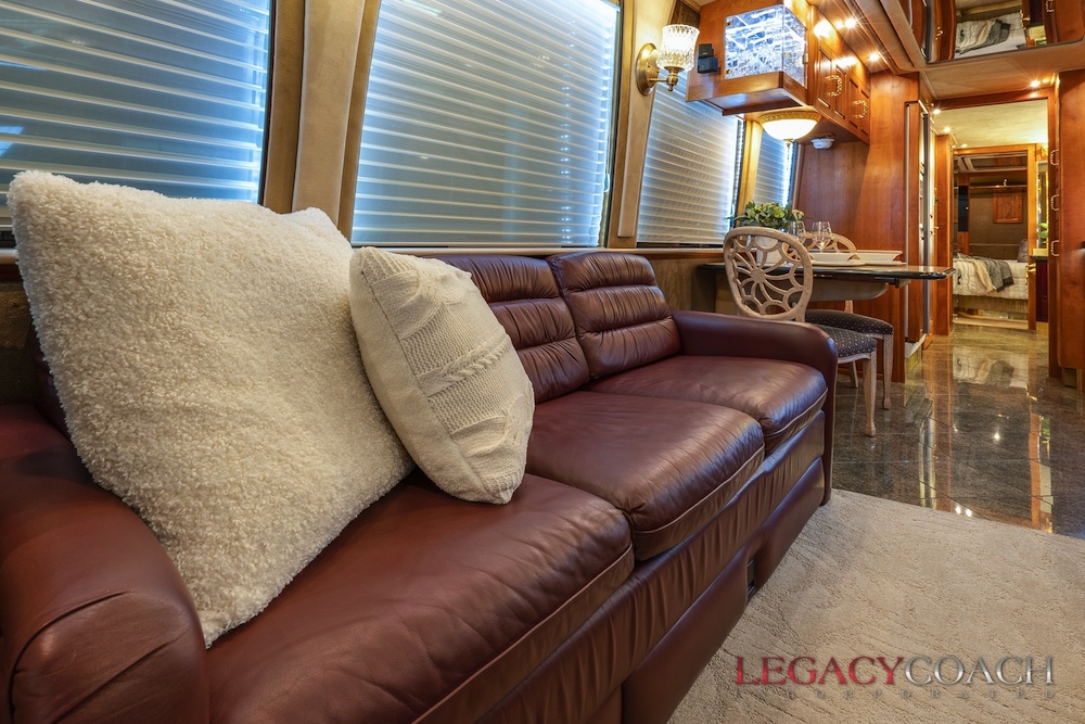 2001 Prevost Royale XLII For Sale