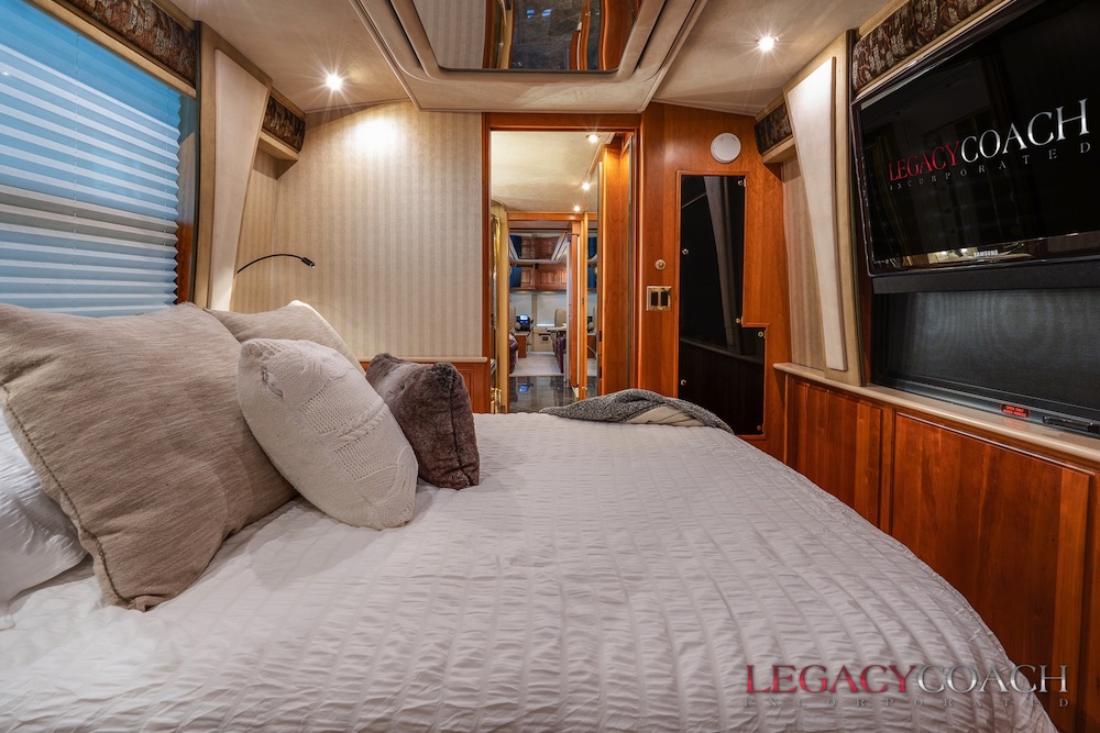 2001 Prevost Royale XLII For Sale