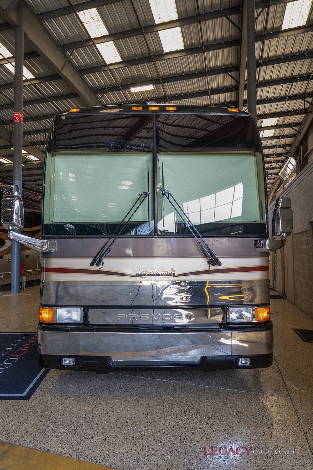 2001 Prevost Royale XLII For Sale