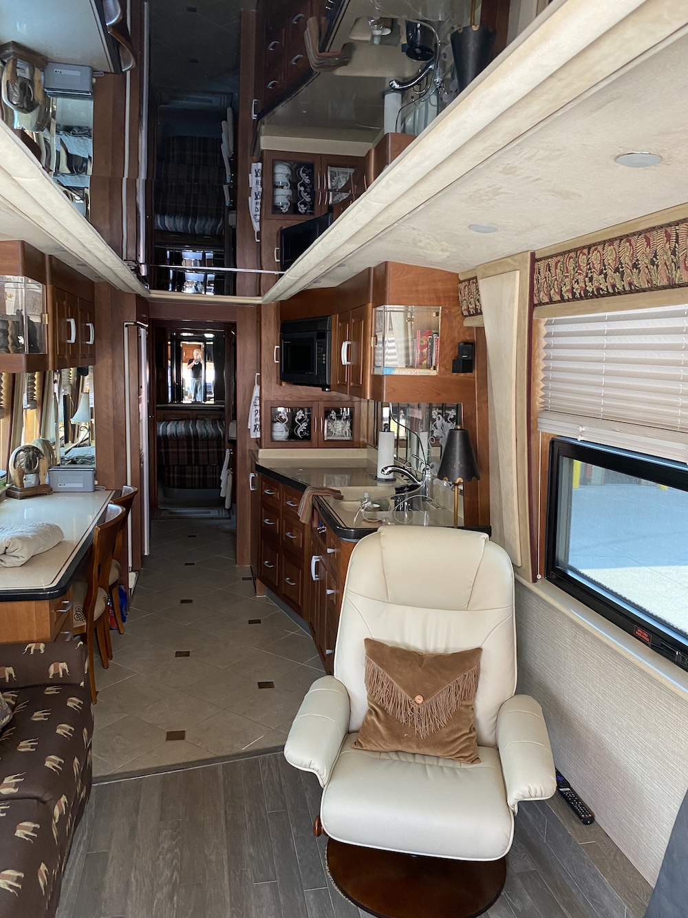 2001 Prevost Royale XLII For Sale