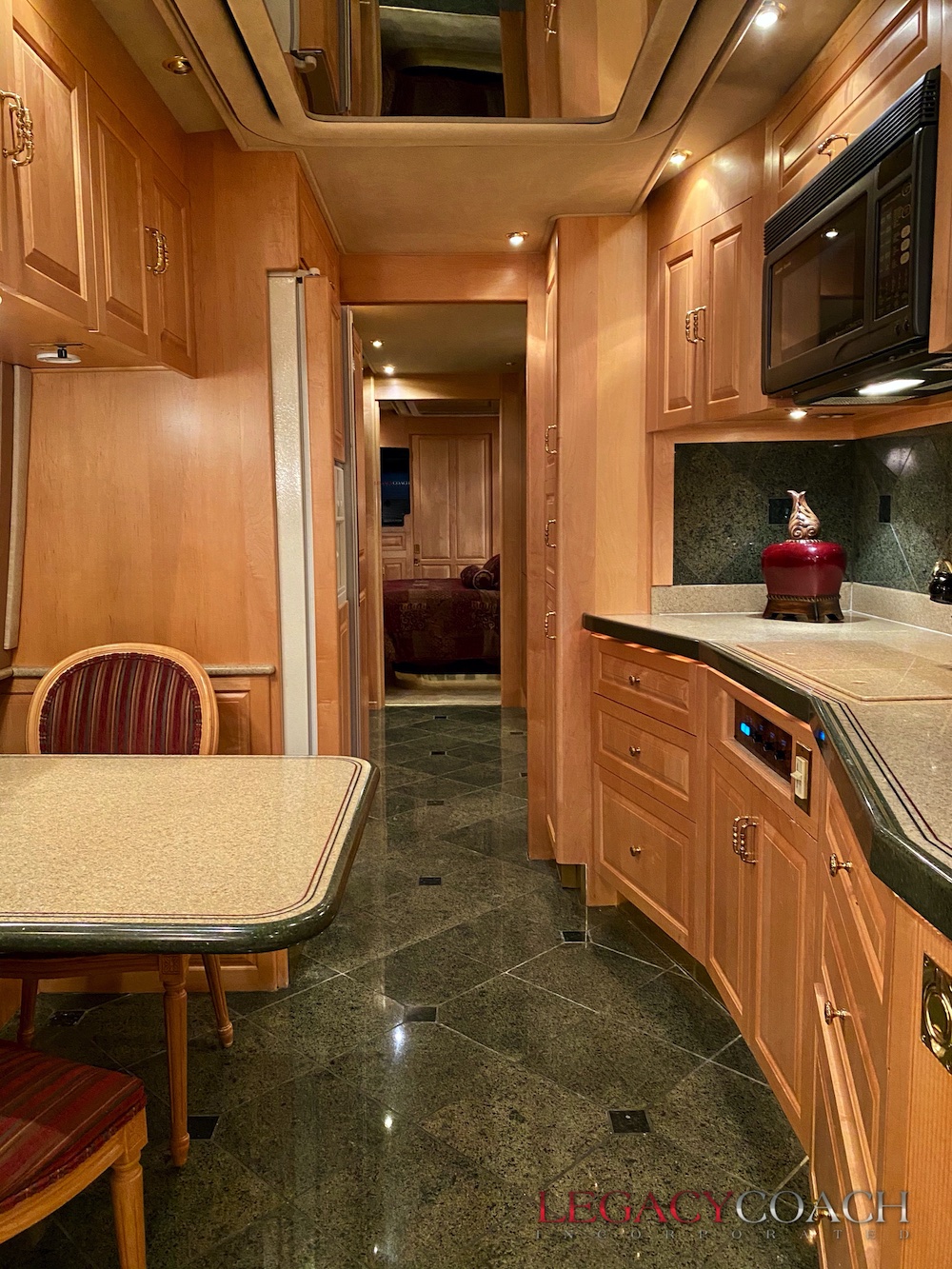 2001 Prevost Royale XLII For Sale