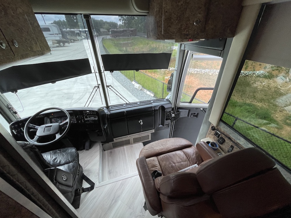 2001 Prevost Superior XLII For Sale