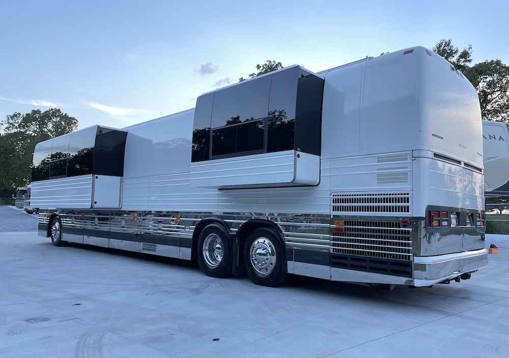 2001 Prevost Superior XLII For Sale