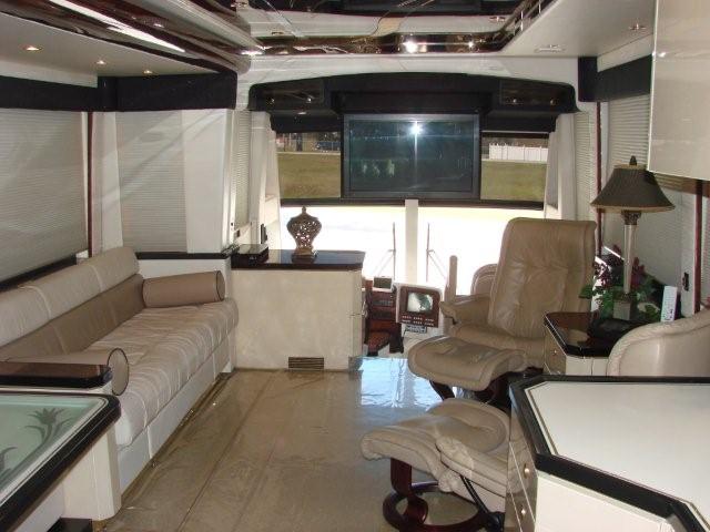 2002 Prevost Vantare H3-45