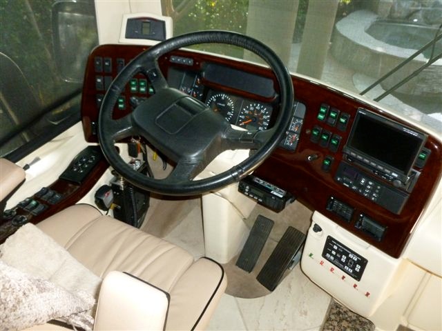 2002 Prevost Vision XLII