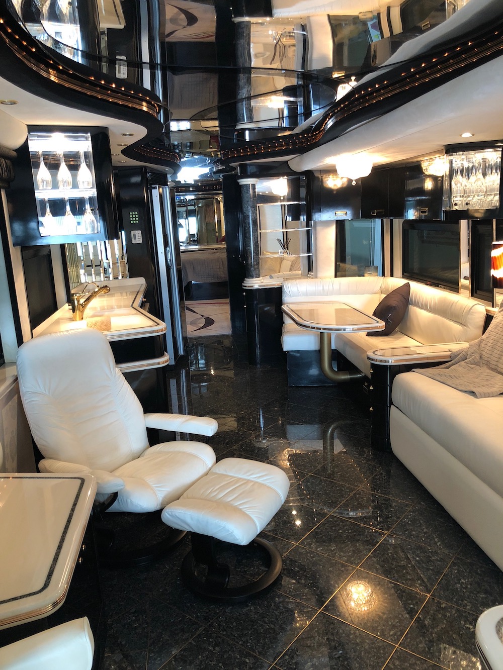 2002 Prevost American XLII For Sale