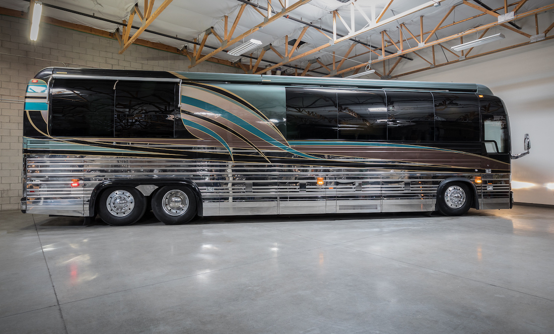 2002 Prevost American XLII For Sale