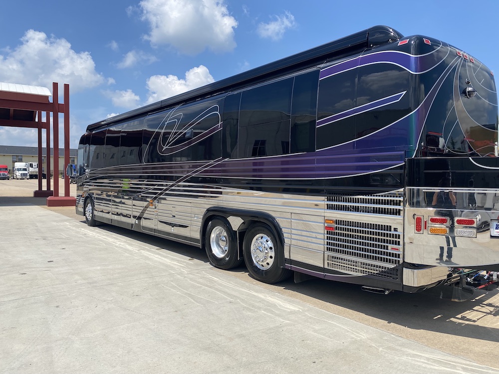 2002 Prevost Country Coach XLII For Sale