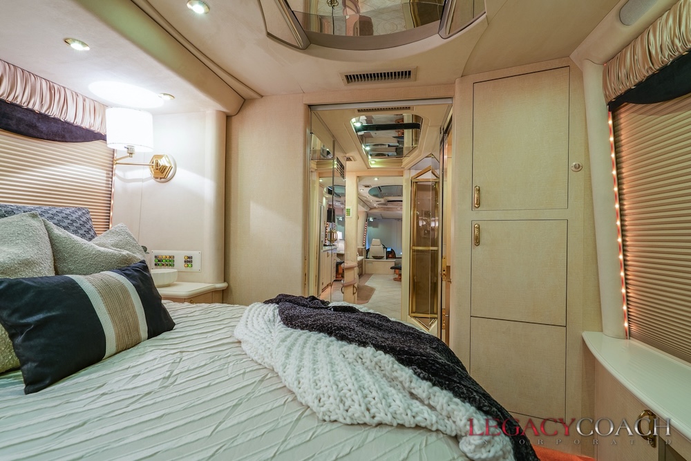 2002 Prevost Country Coach XLII For Sale