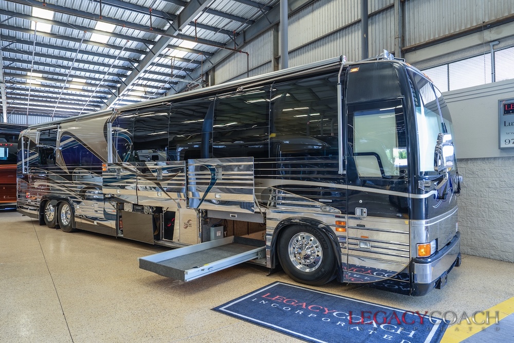 2002 Prevost Country Coach XLII For Sale