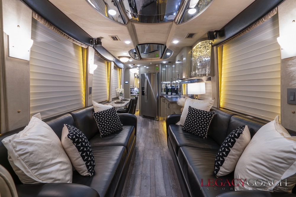 2002 Prevost Country Coach XLII For Sale