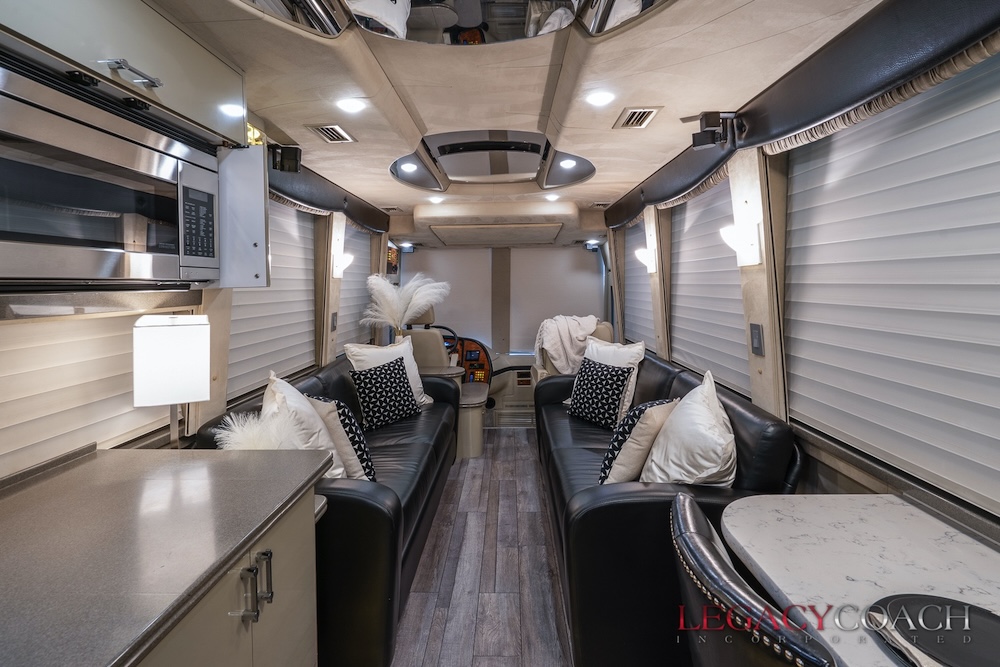 2002 Prevost Country Coach XLII For Sale