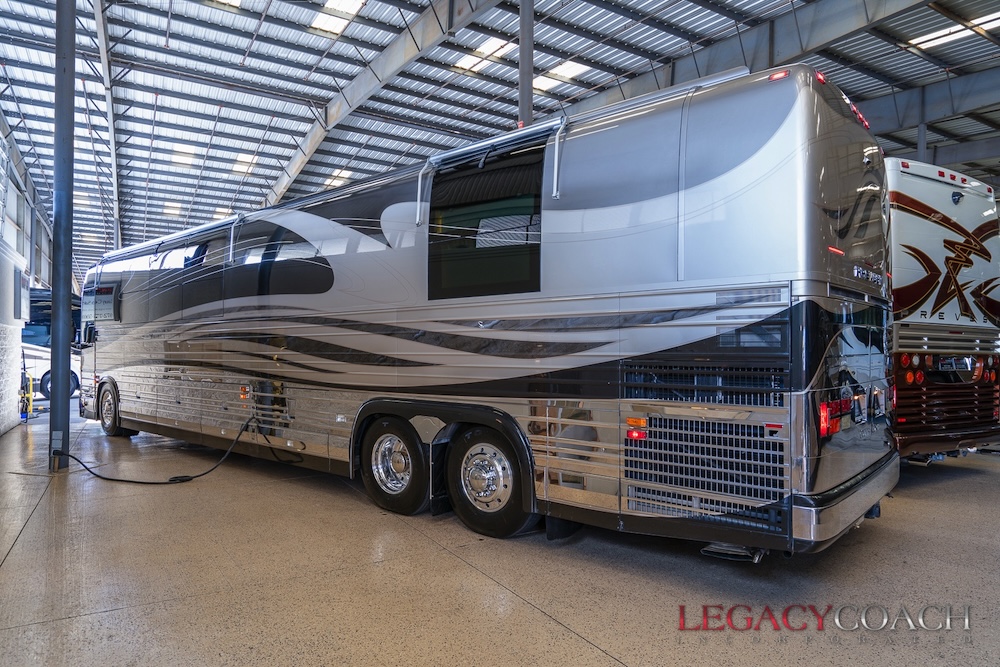 2002 Prevost Country Coach XLII For Sale