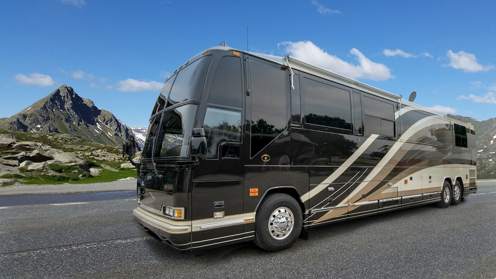 2002 Prevost Featherlite H3-45 For Sale