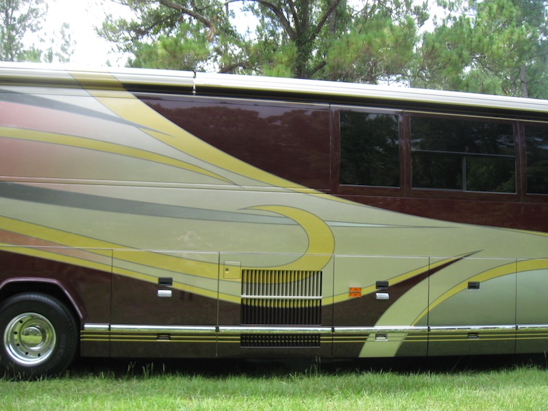 2002 Prevost Featherlite H3-45 For Sale