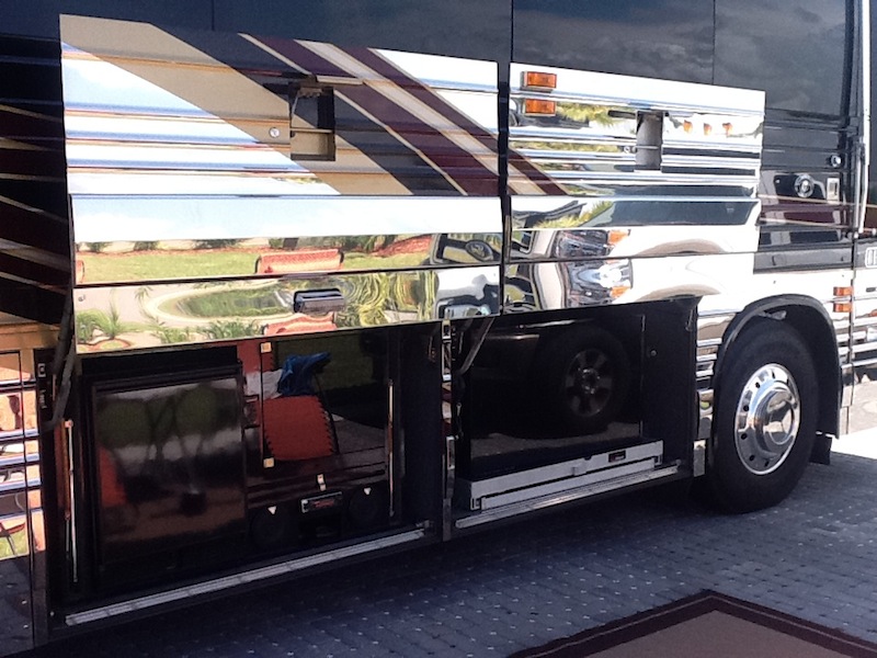 2002 Prevost Featherlite XLII For Sale