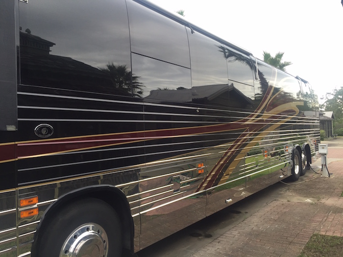 2002 Prevost Featherlite XLII For Sale